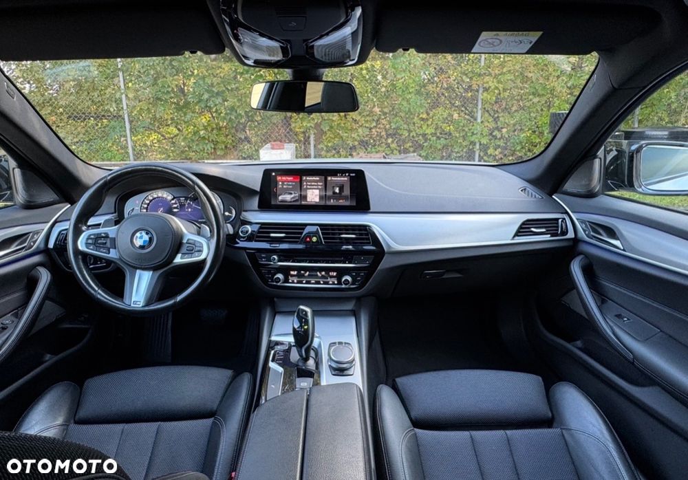 BMW Seria 5 520d Touring M Sport Edition - 28