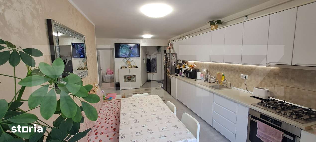 Apartament cu 3 camere, parter inalt, zona Florilor, cu parcare inclus — fotografia 1