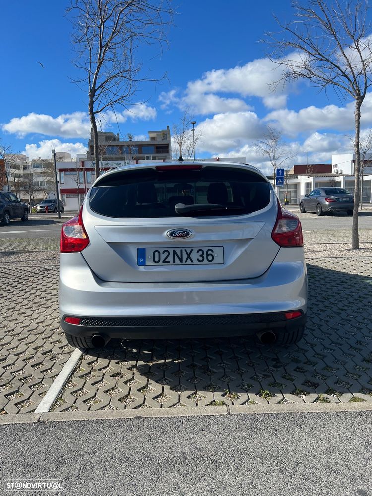 Ford Focus 1.0 SCTi Titanium Best - 8