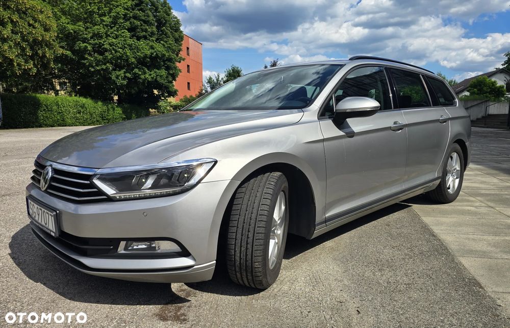 Volkswagen Passat 1.6 TDI BMT Trendline - 3