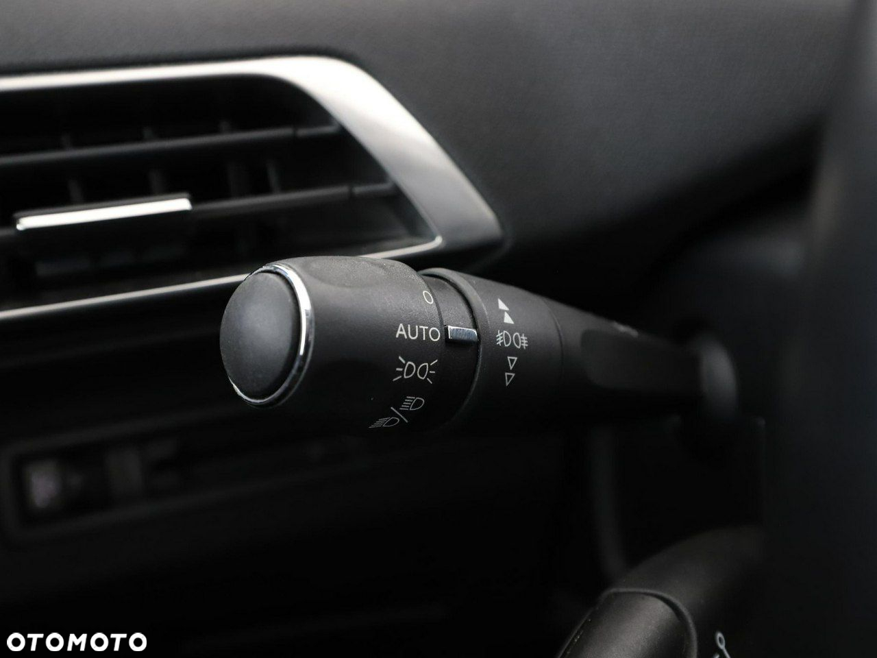 Peugeot 3008 1.2 PureTech Allure - 35