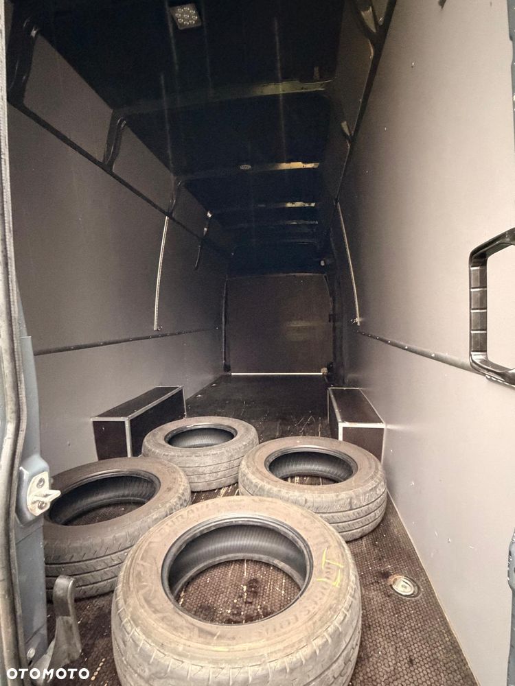 Iveco Daily 35S18 - 5