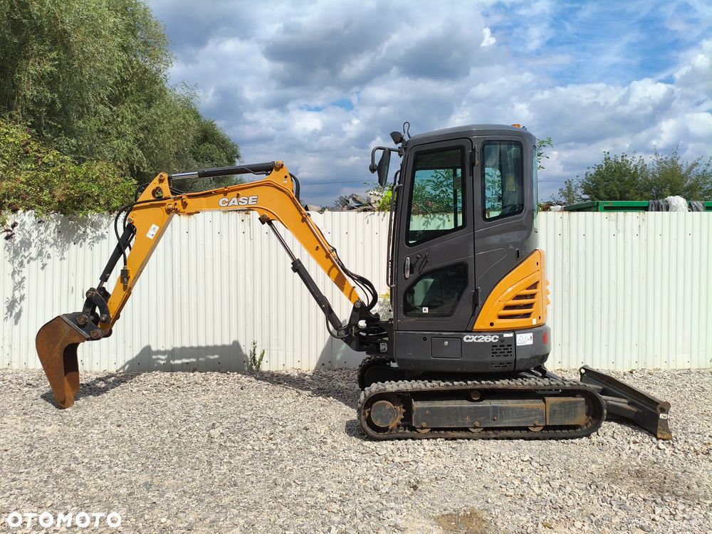 Case CX26C/2700kg - 10