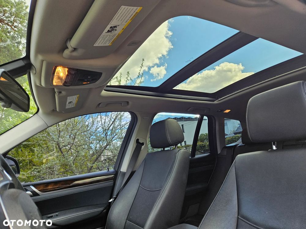BMW X3 xDrive28i Sport-Aut xLine - 30