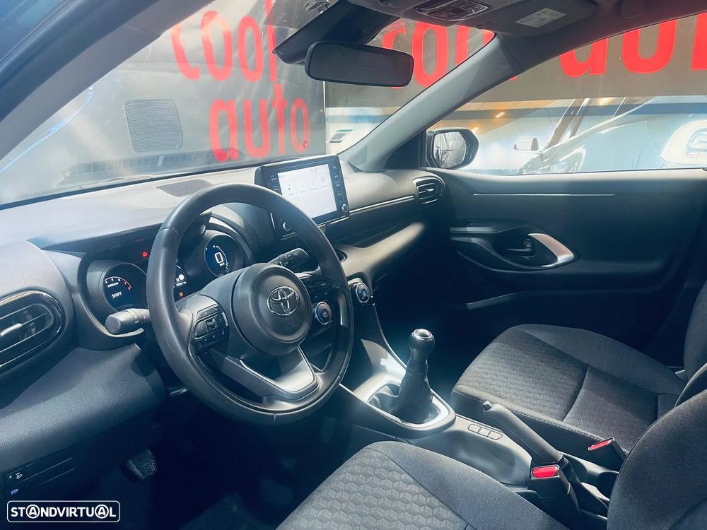 Toyota Yaris 1.0 VVT-i Comfort Plus - 29