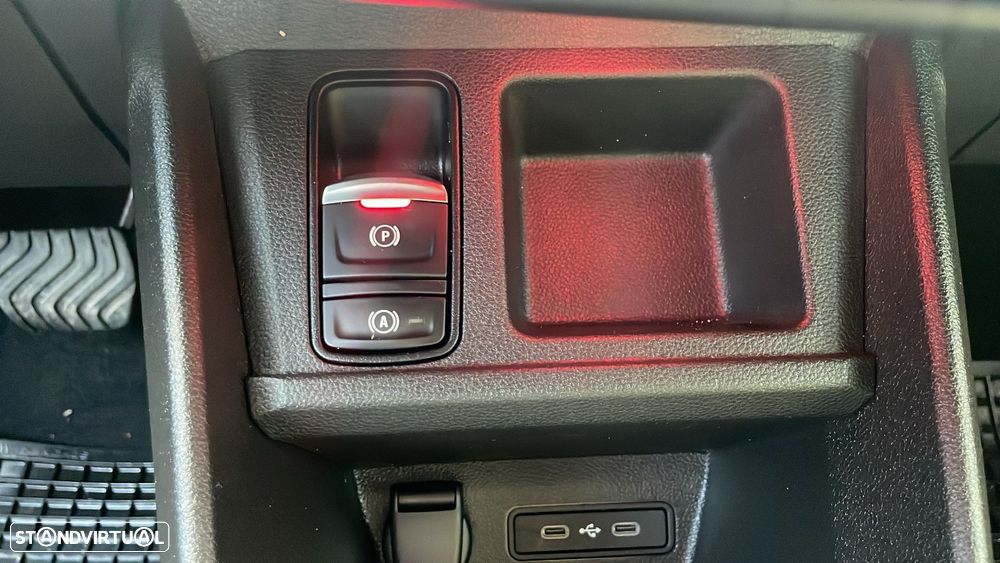 Renault 5 E-Tech 52 kWh Evolution Autonomia Conforto - 24