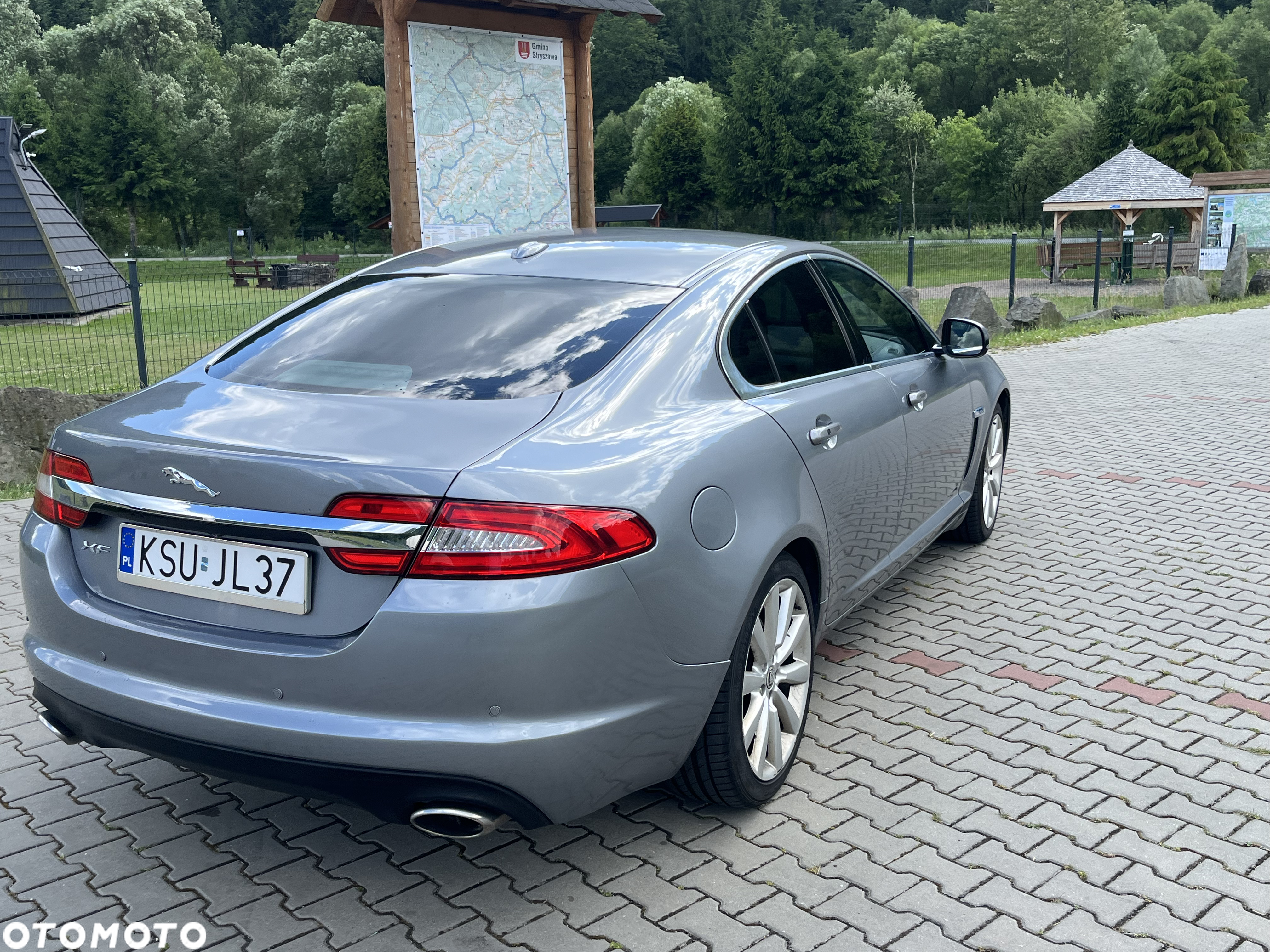 Jaguar XF 3.0 V6 D Portfolio - 7