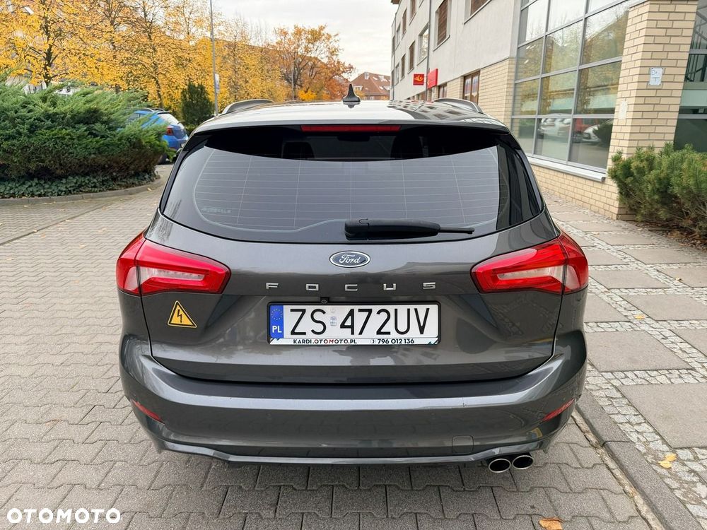 Ford Focus - 8