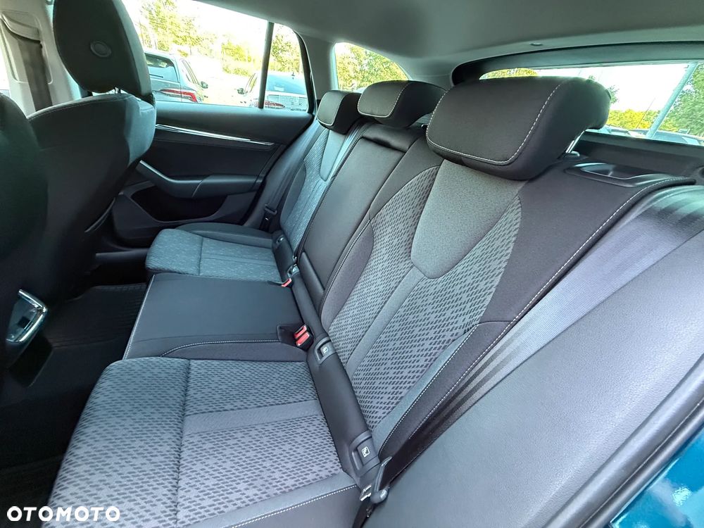 Skoda Octavia 2.0 TDI Style DSG - 19