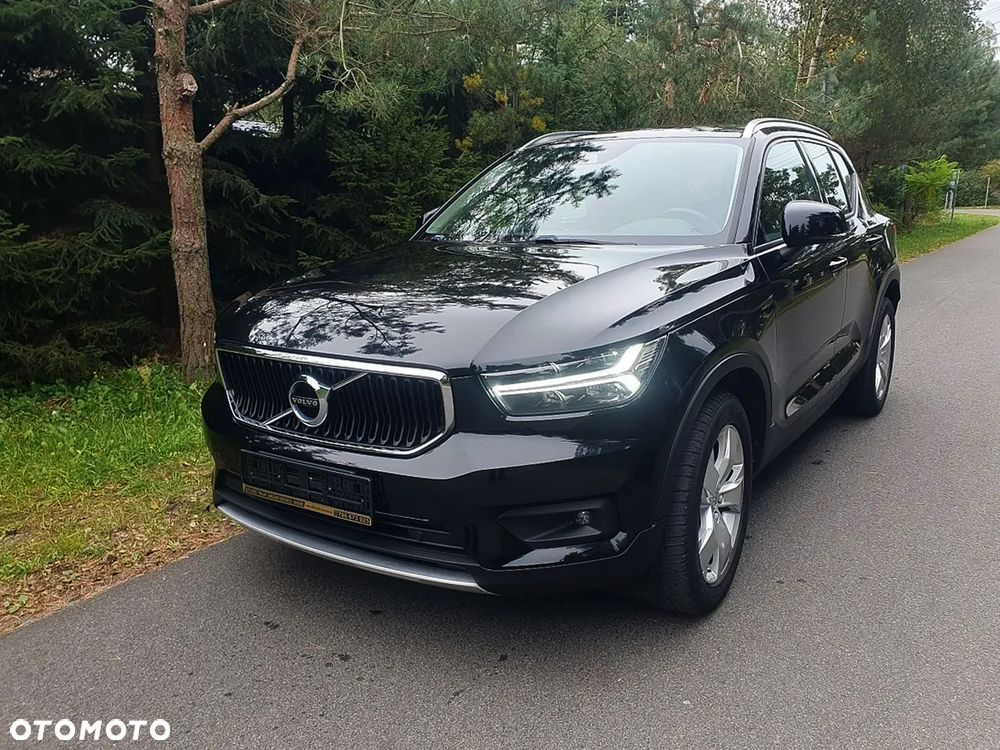 Volvo XC 40 B4 B AWD DKG Momentum Pro - 1