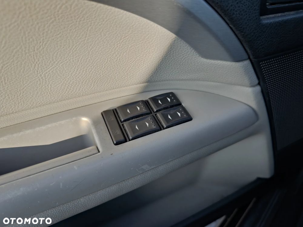 Ford Mondeo V6 ST 220 - 29