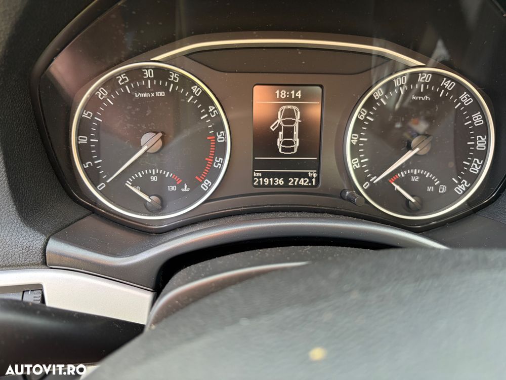 SKODA Octavia 2011 — imagine 6
