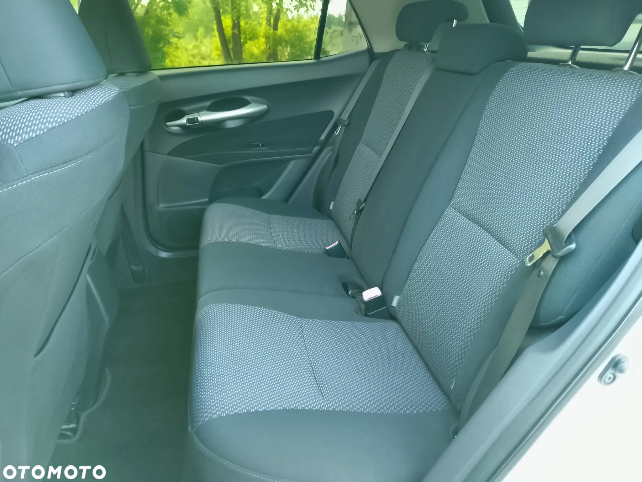 Toyota Auris 1.33 Dual-VVT-i Design Edition - 11