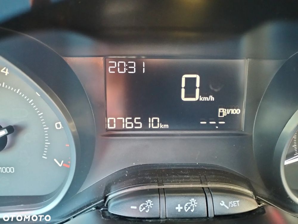 Peugeot 208 PureTech 68 Like - 11