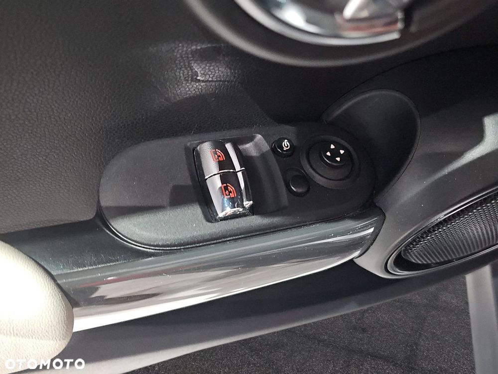 MINI Cooper - 17