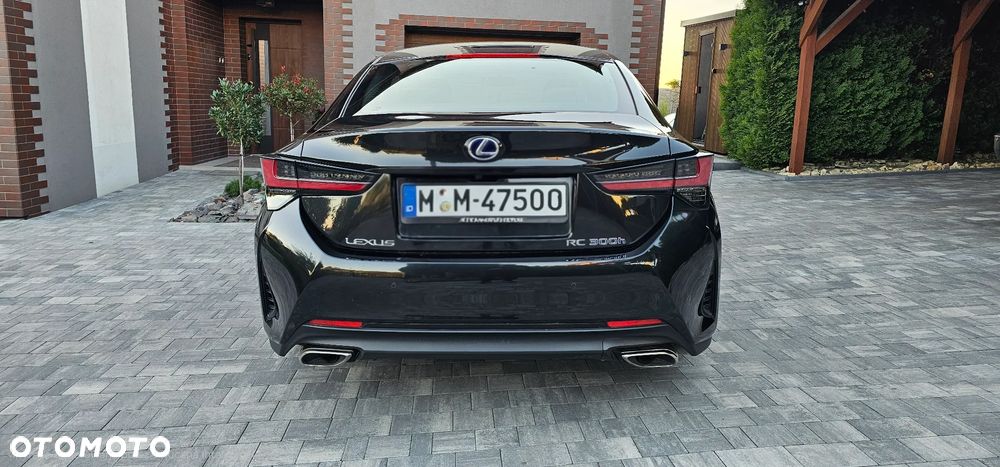 Lexus RC - 13