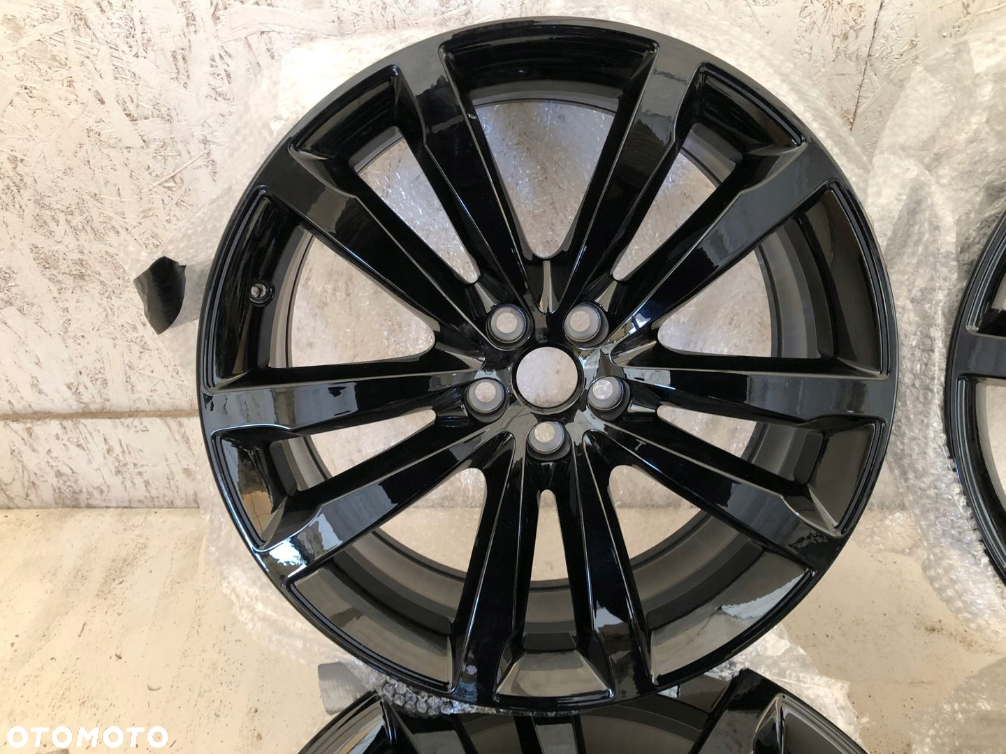JAGUAR ALUFELGI 8,5x20 ET 49 ORYGINAŁ 5X108 - 2