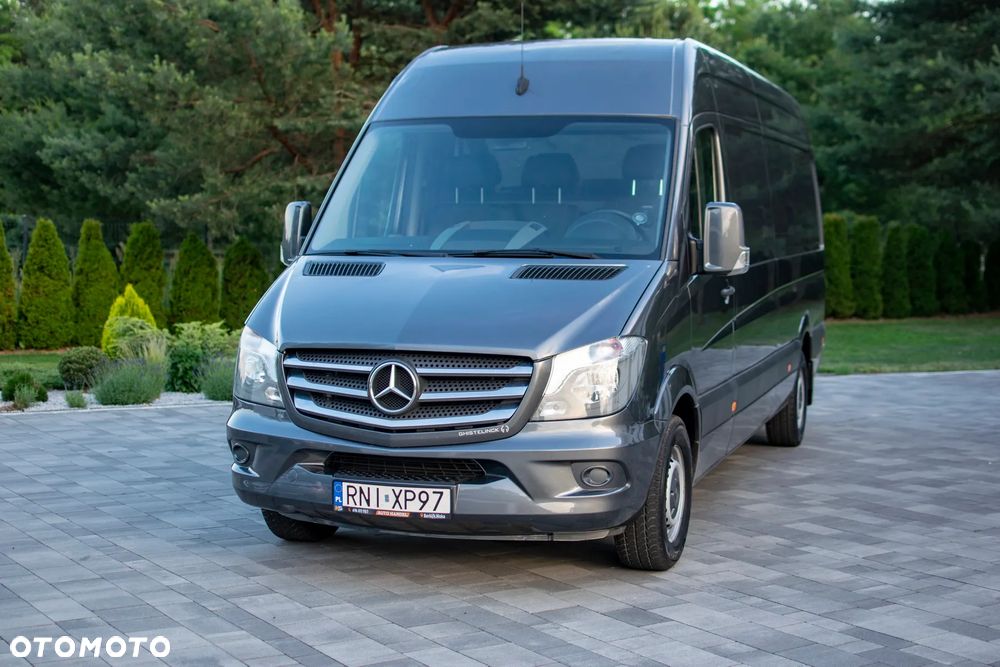 Mercedes-Benz Sprinter 319 - 5