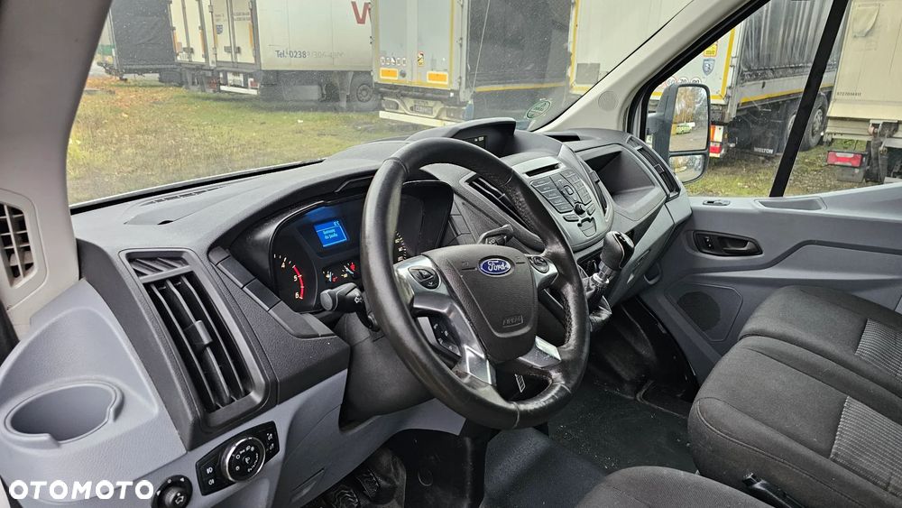 Ford Transit - 8