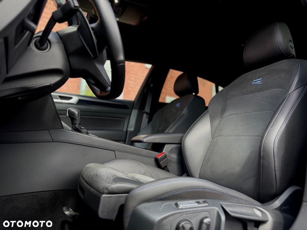 Volkswagen Arteon 2.0 TSI 4Motion R DSG - 9