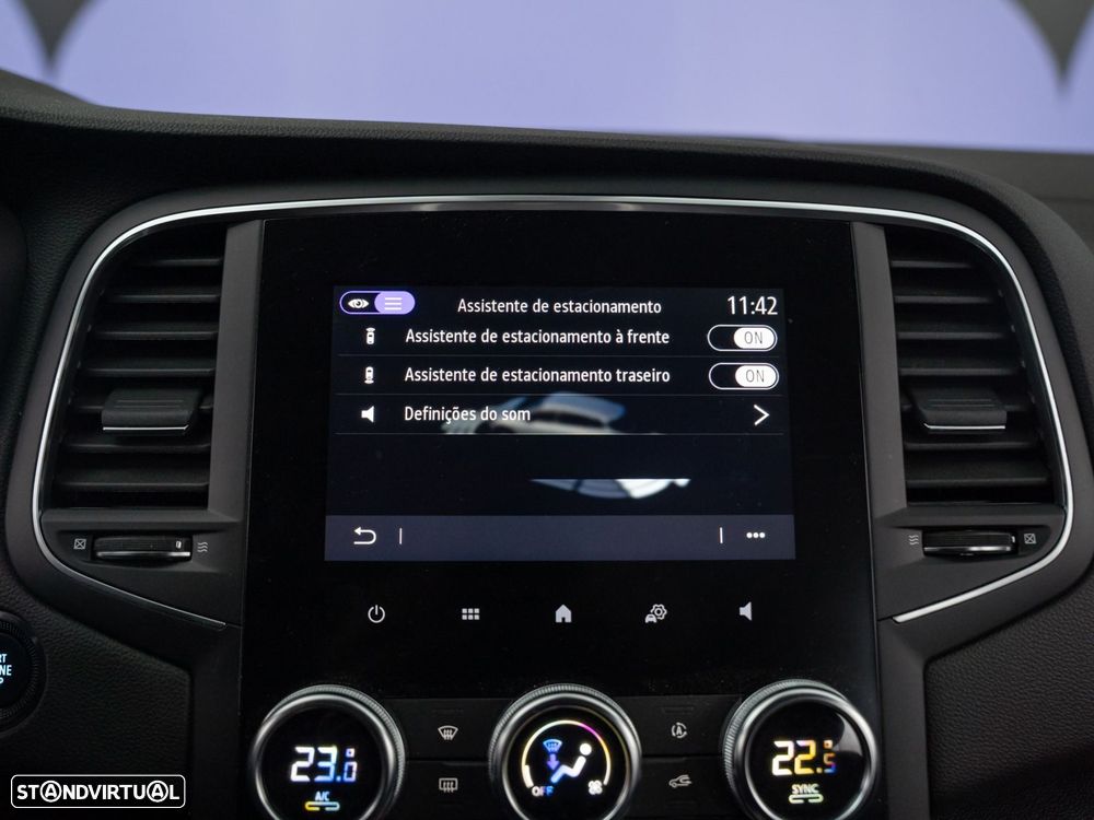 Renault Mégane Sport Tourer 1.6 E-Tech Plug-In Limited - 36