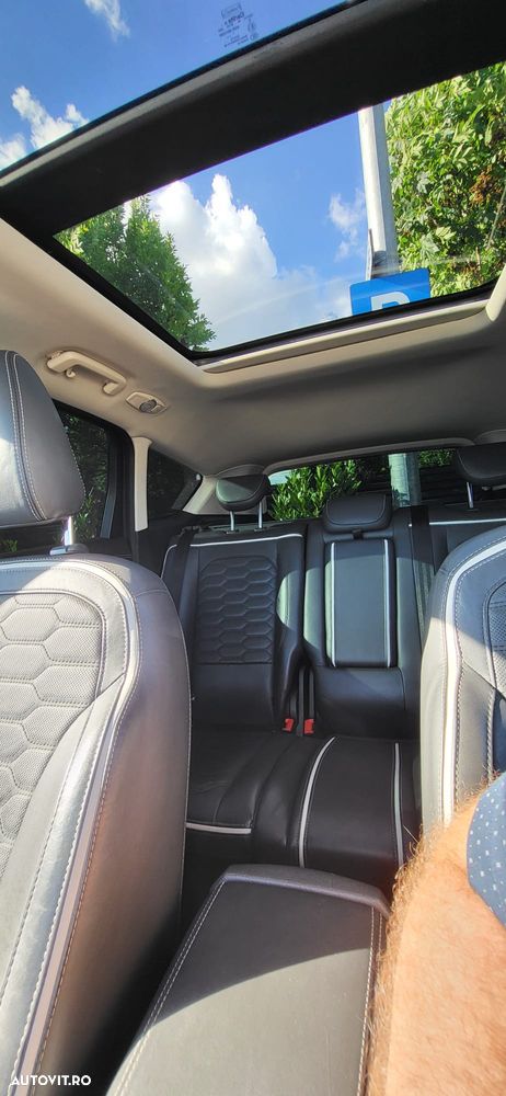 Ford Kuga 2.0 TDCi 4WD Powershift Vignale - 34