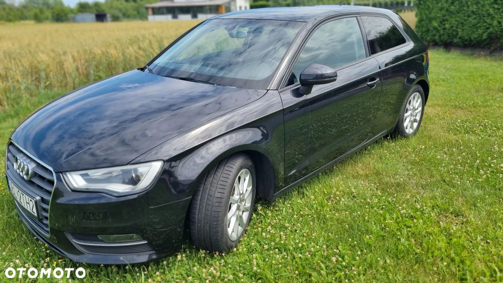 Audi A3 3-drzwiowe 1.6 TDI Attraction - 2