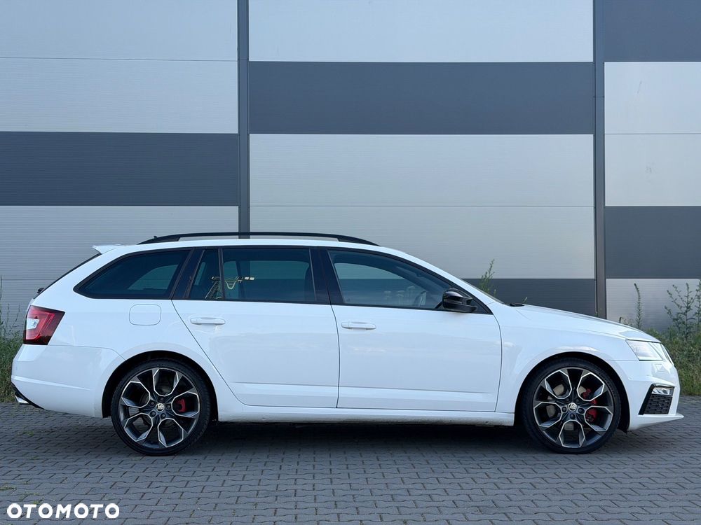 Skoda Octavia 2.0 TDI RS Challenge DSG - 8