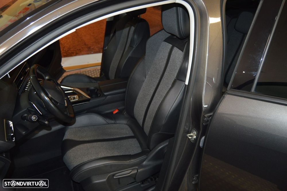 Peugeot 5008 1.2 PureTech Allure EAT6 - 30