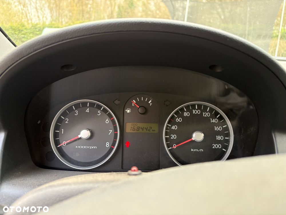 Hyundai Getz 1.1 Base - 8