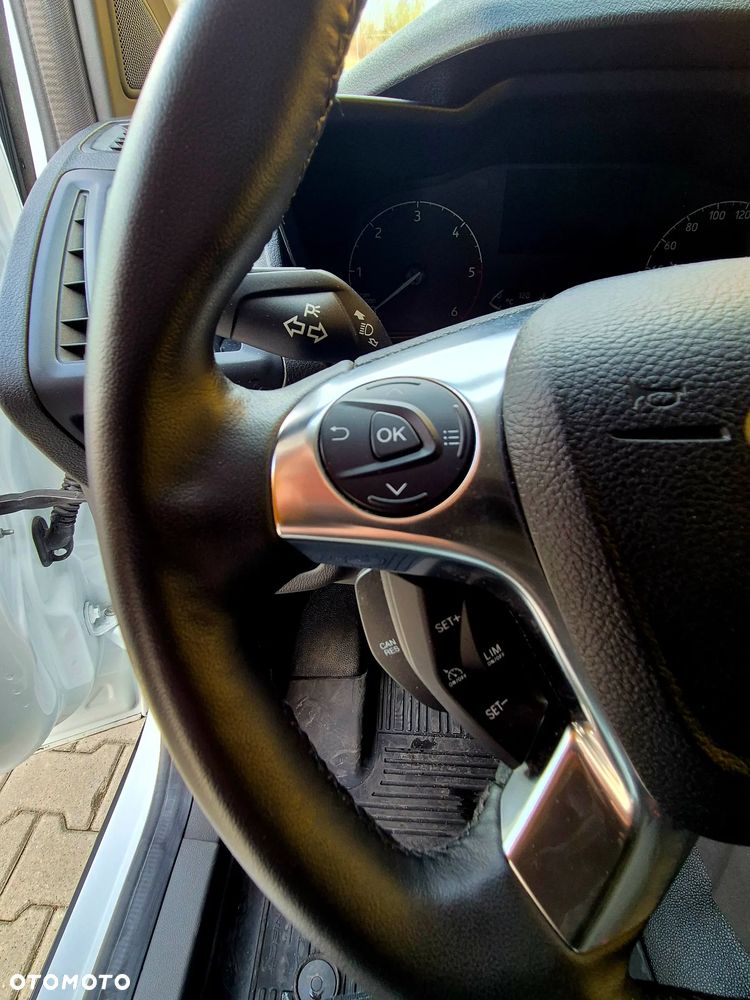Ford connect - 18