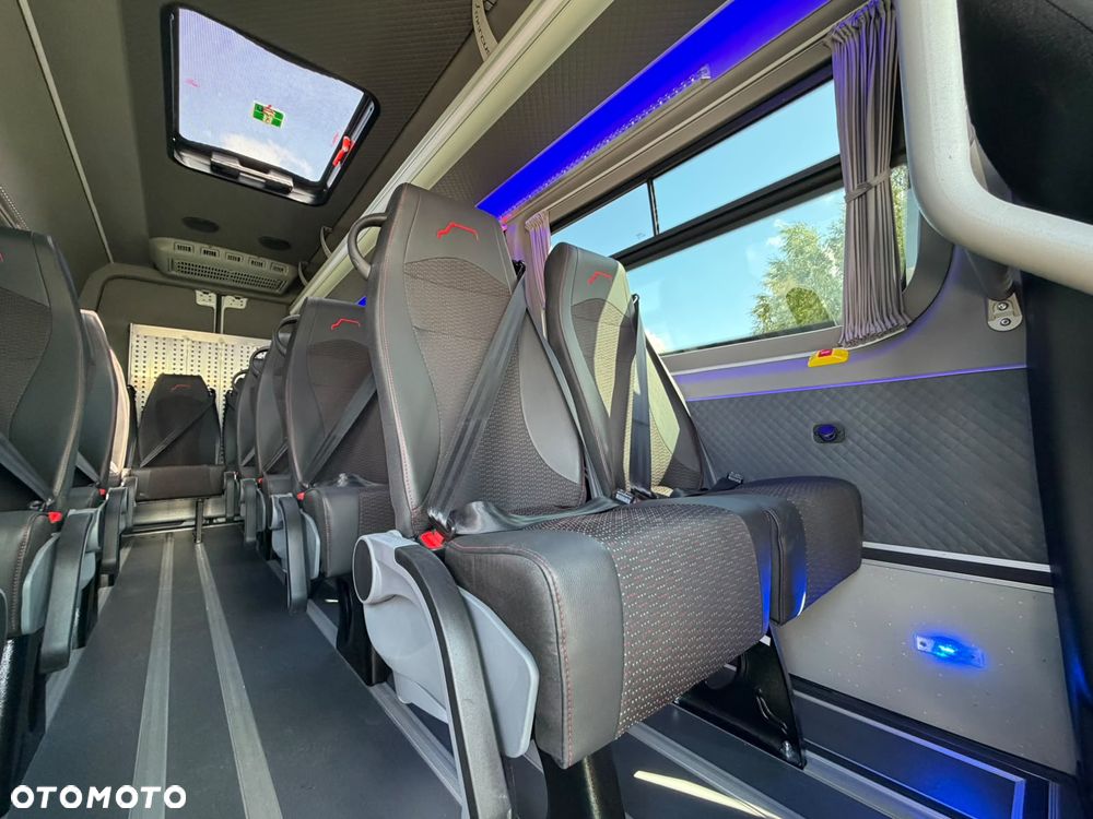 Mercedes-Benz eSprinter - 20
