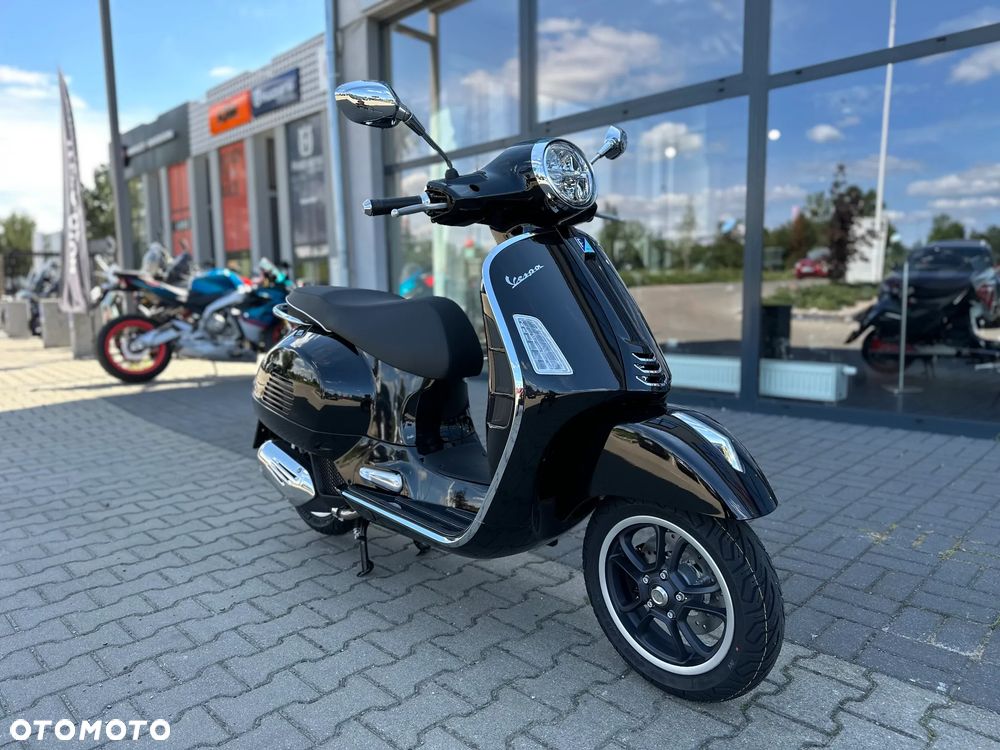 Vespa GTS - 2