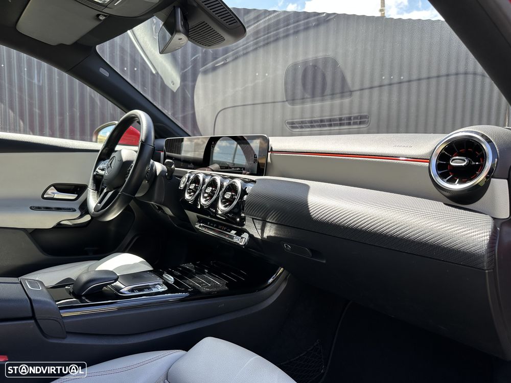 Mercedes-Benz A 180 d 7G-DCT - 11