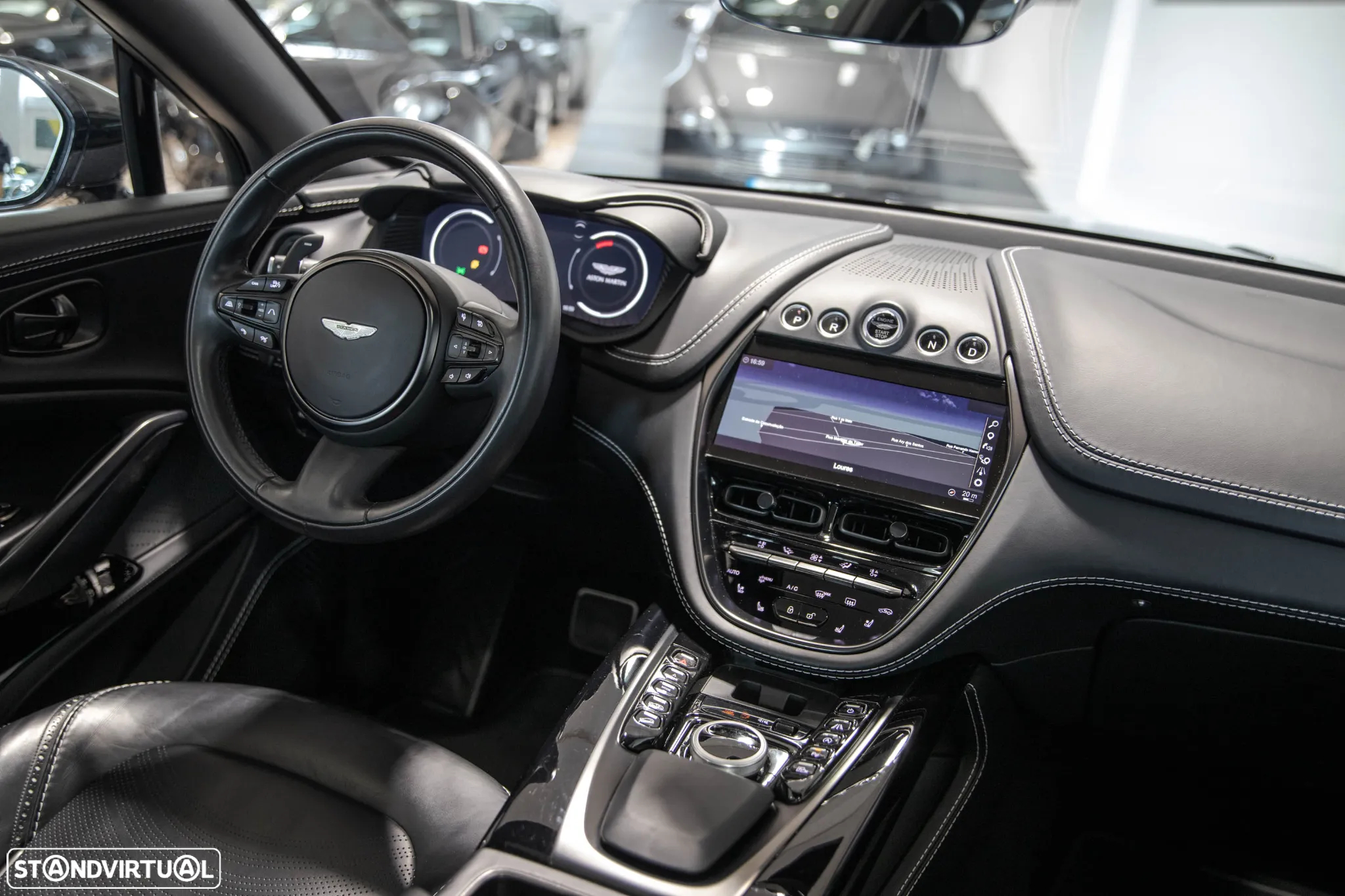 Aston Martin DBX Standard - 16