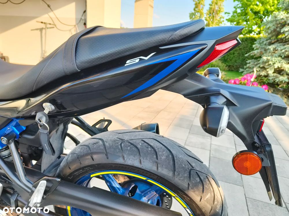 Suzuki SV - 19
