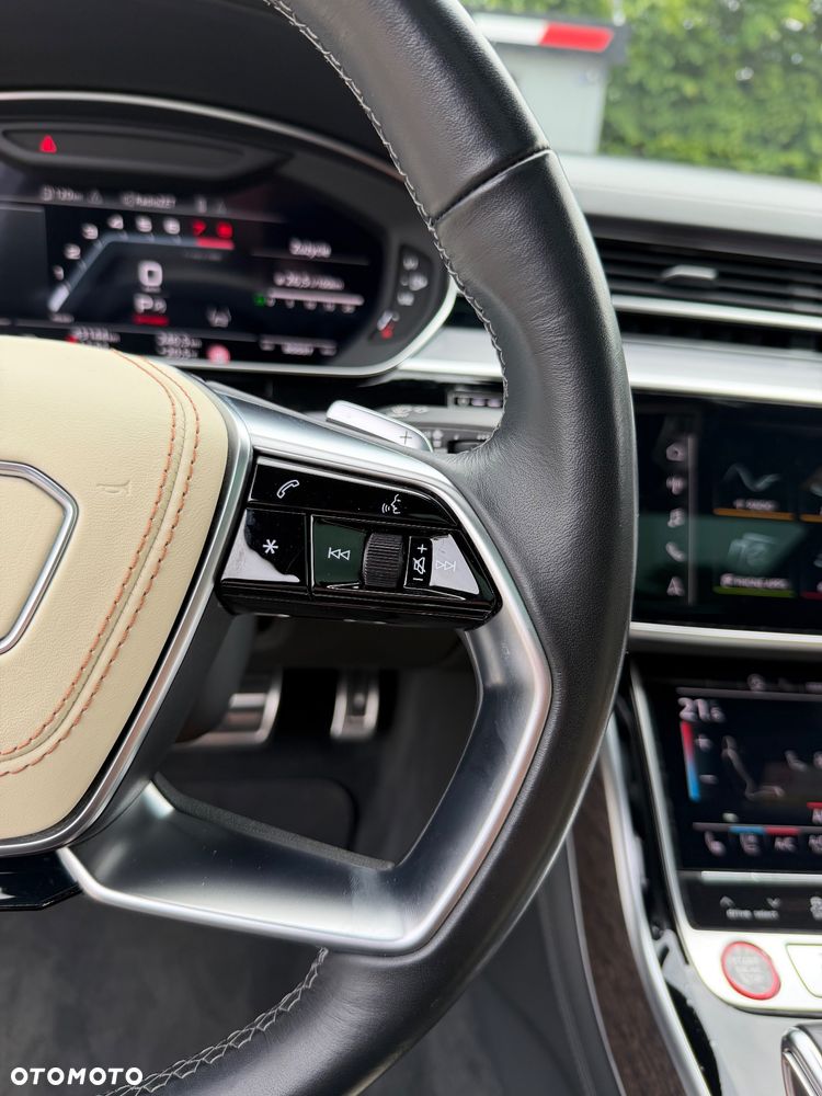 Audi S8 - 19