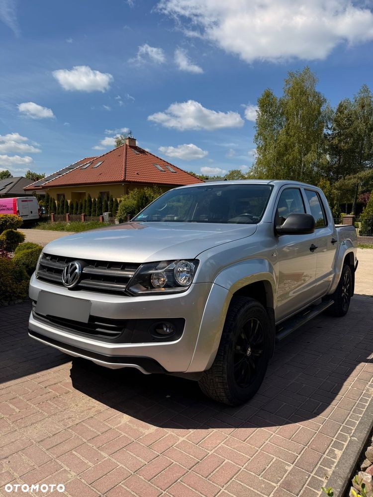 Volkswagen Amarok - 1