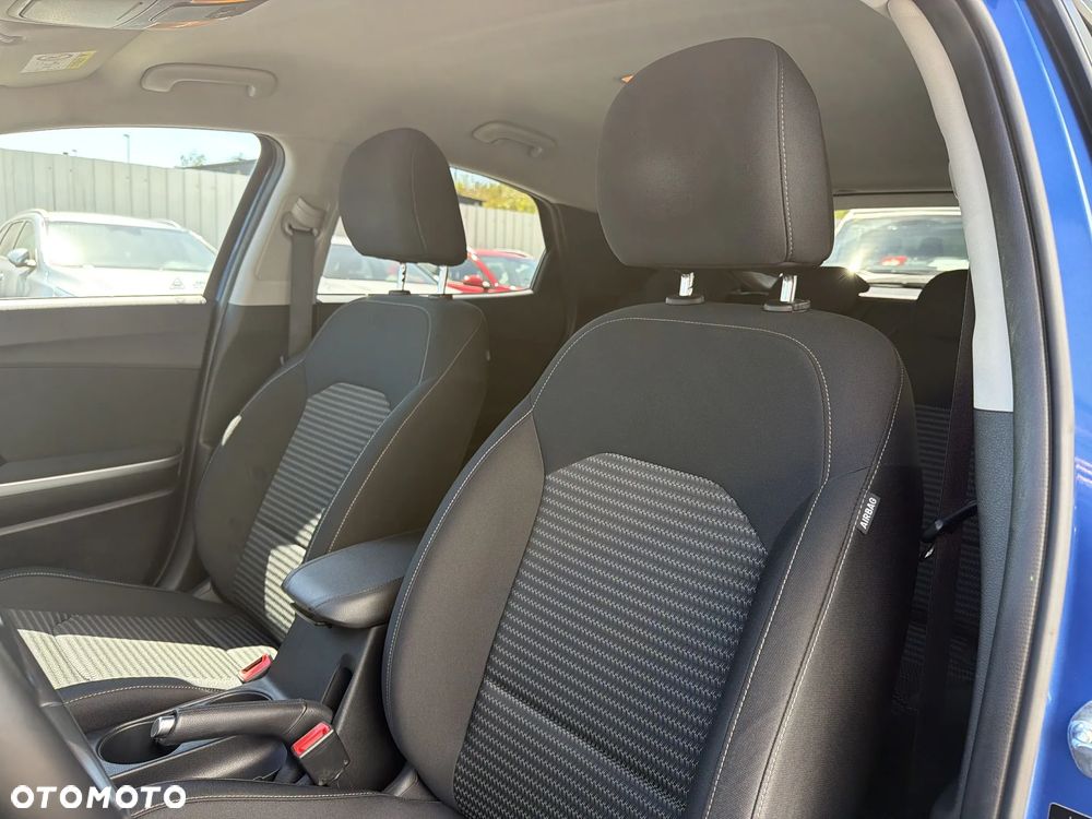 Kia XCeed 1.5 T-GDI M - 12