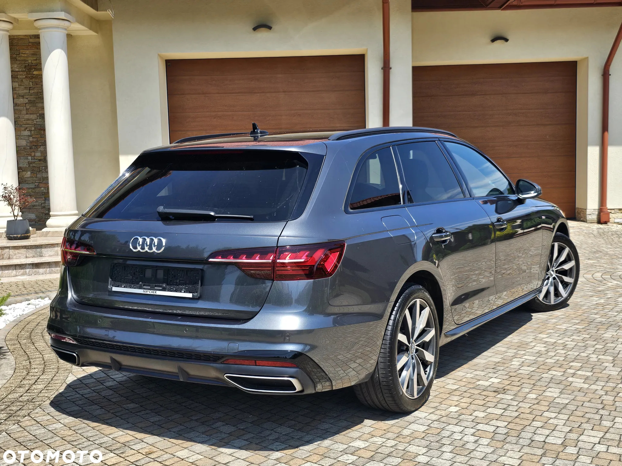 Audi A4 Avant 40 TDI S tronic S line - 19