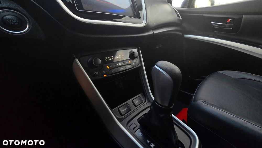 Suzuki S-Cross - 14