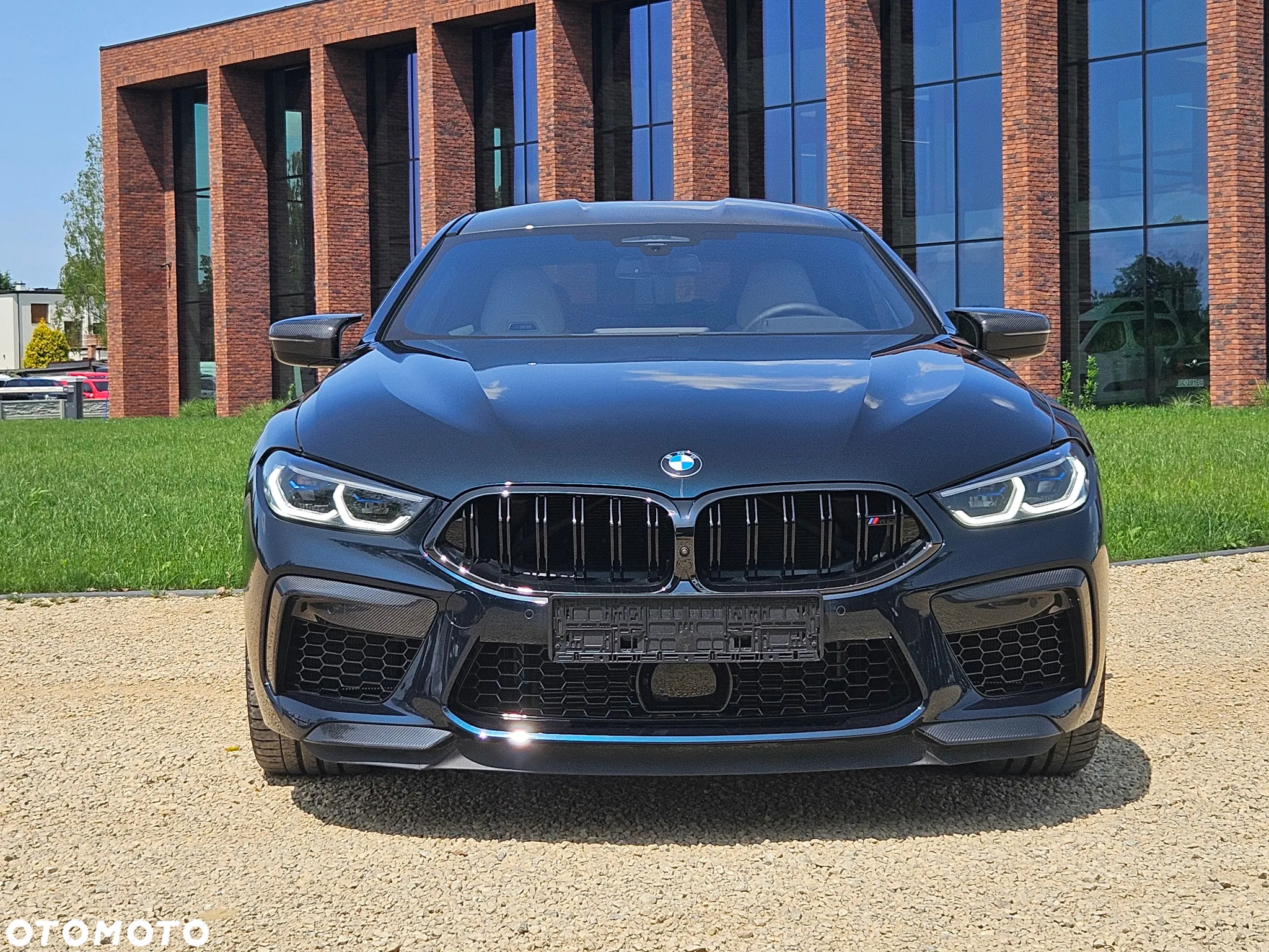 BMW M8 Competition - 13