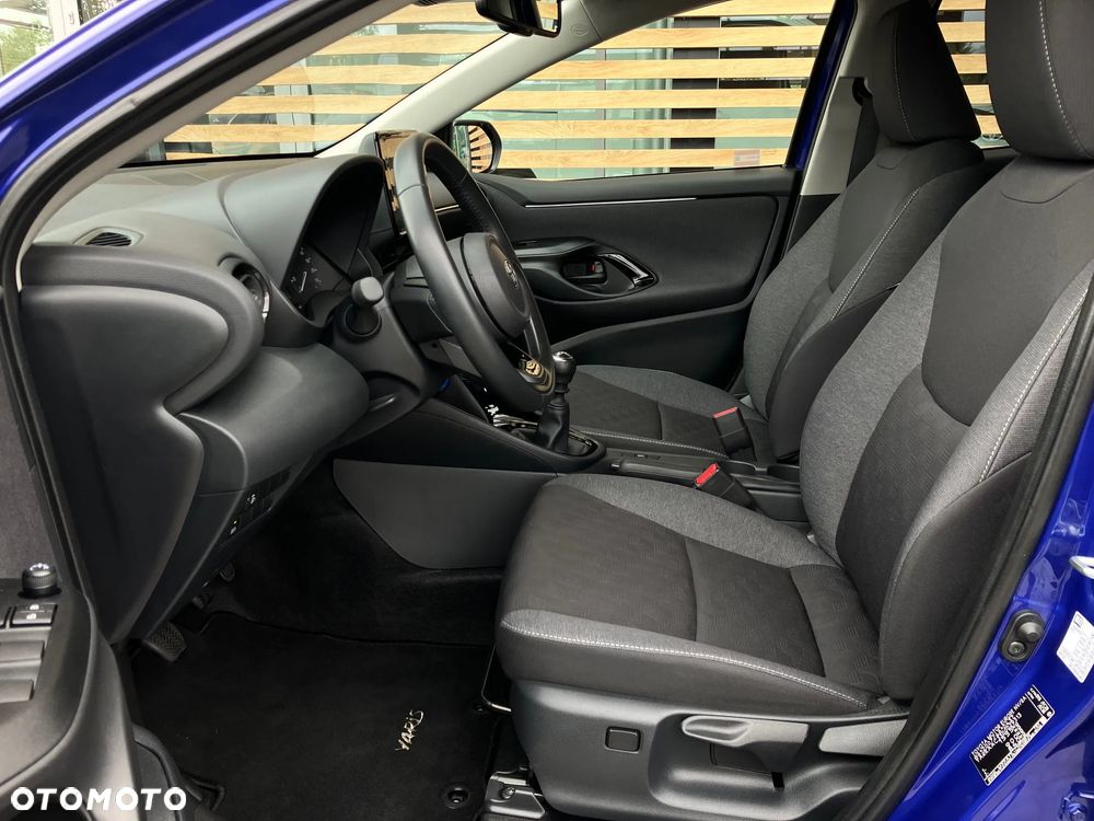 Toyota Yaris Hybrid 1.5 Style - 28