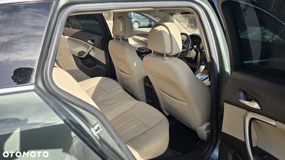 Opel Insignia 2.8 Turbo 4x4 Sport - 6