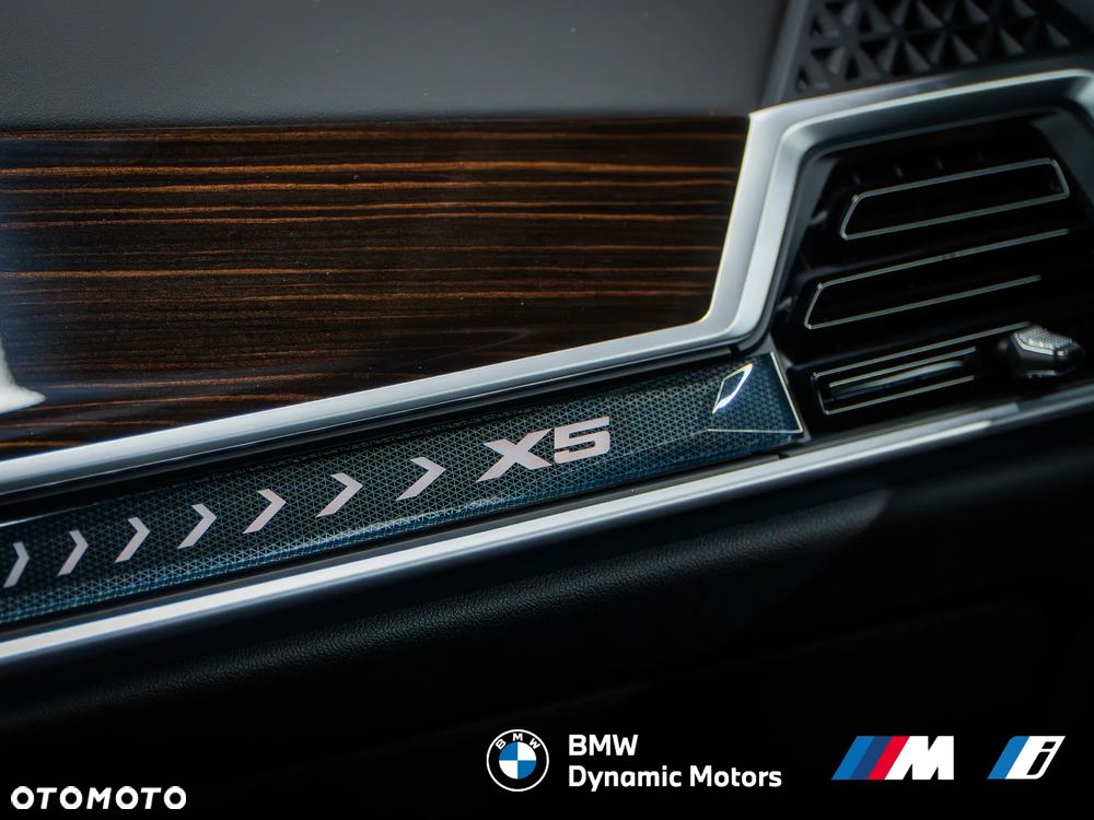 BMW X5 xDrive40i - 32