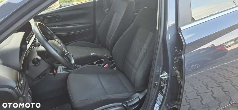Hyundai i20 1.2 Modern - 11
