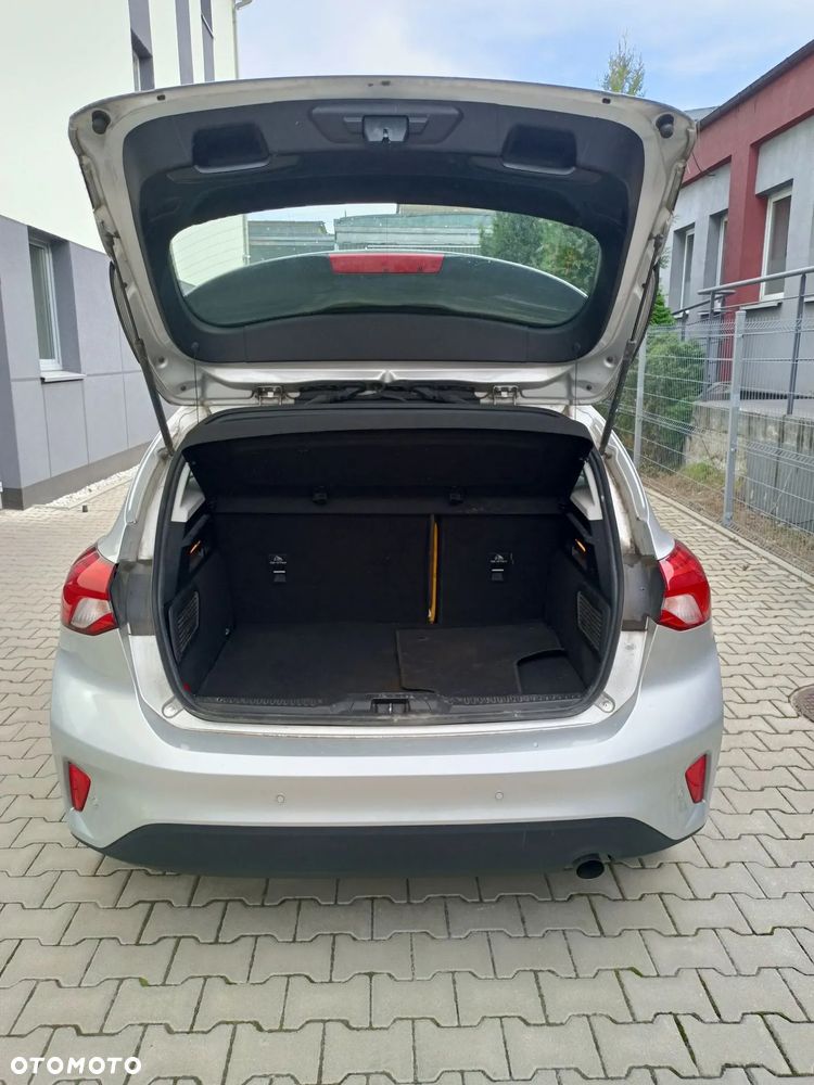Ford Focus - 8