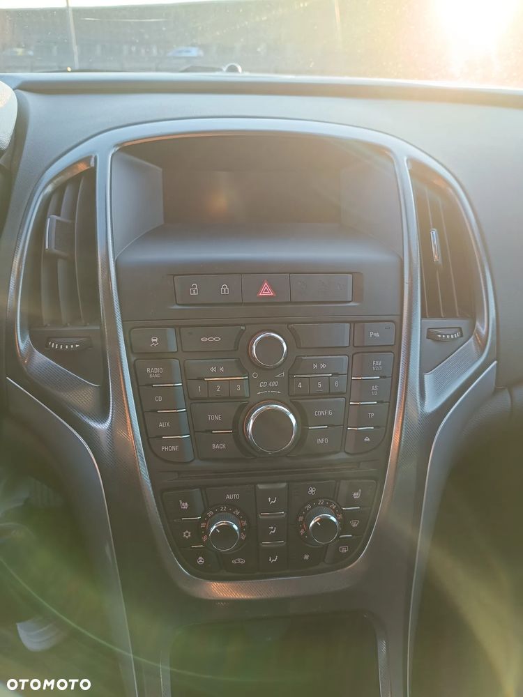 Opel Astra 1.4 T Edition 150 - 14