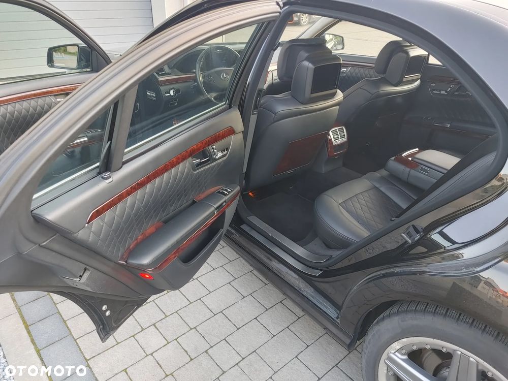 Mercedes-Benz Klasa S 65 AMG L - 9