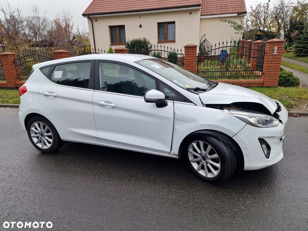 Ford Fiesta 1.5 TDCi ACTIVE PLUS - 12